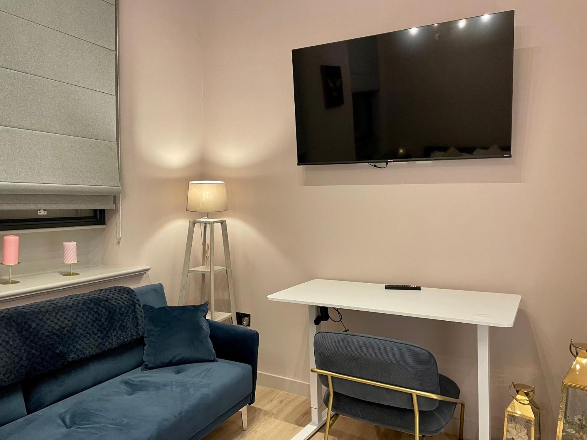 Stunning 2 Bed Apartment In Greater แมนเชสเตอร์ ภายนอก รูปภาพ